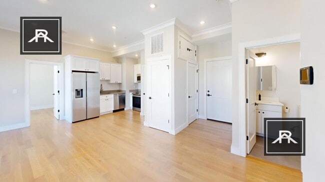4 bedroom in Allston MA 02134 - 4 bedroom in Allston MA 02134 Apartment