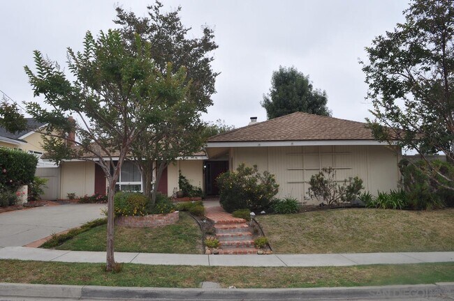 Building Photo - 7717 Topaz Lake Ave