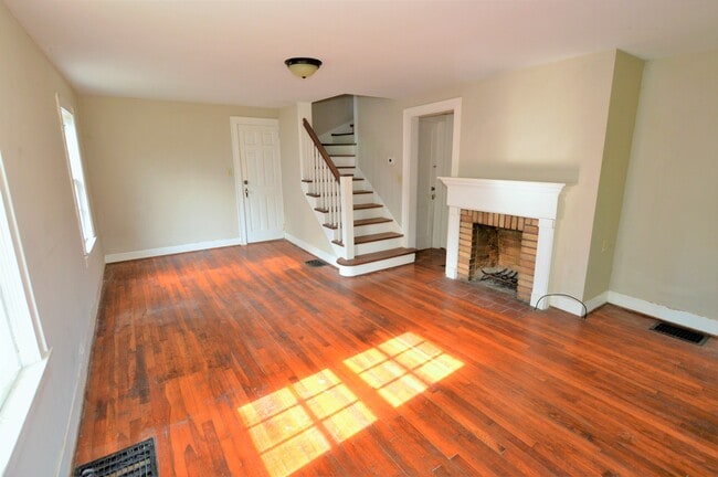 Foto del edificio - 1211 Highland St