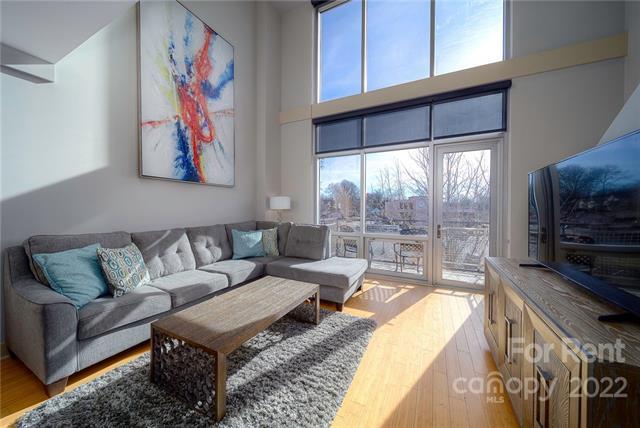 Foto del edificio - 1133 Metropolitan Ave