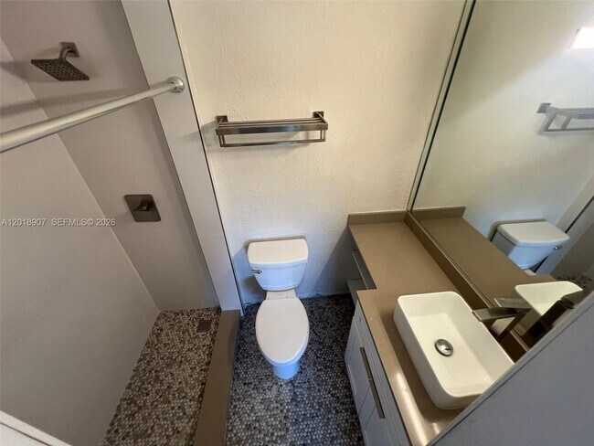 Foto del edificio - 8600 SW 67th Ave