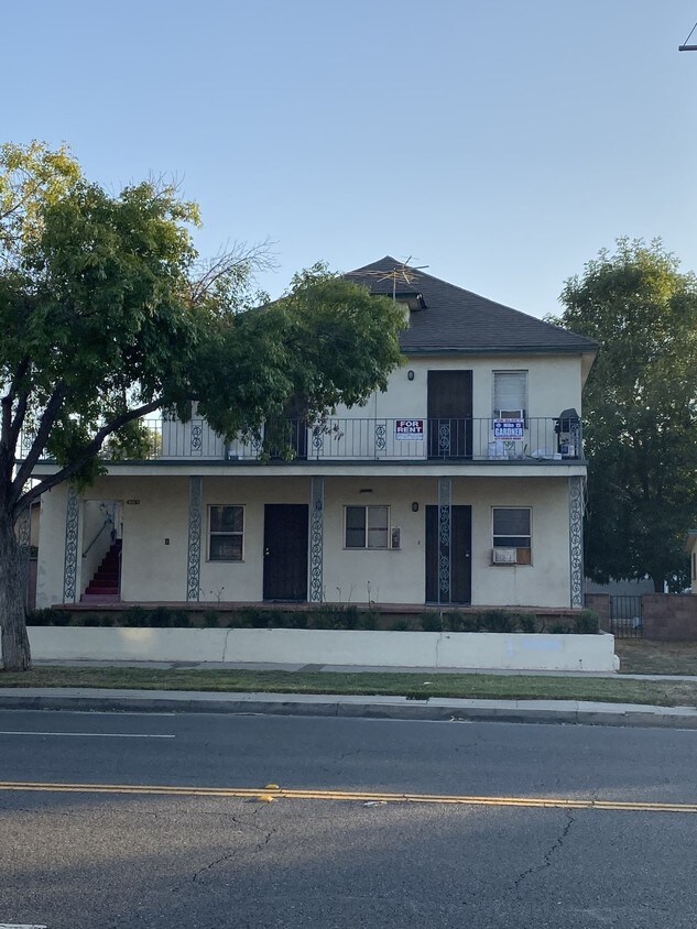 4230 Mission Inn Avenue Unit 5, Riverside, CA 92501 4230 Mission Inn