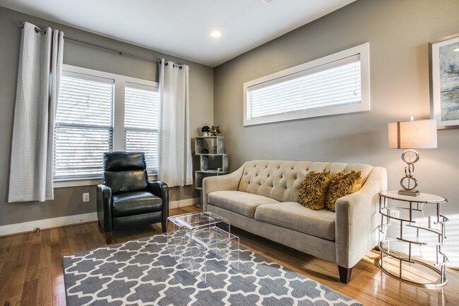 Foto del edificio - M Streets Guest House