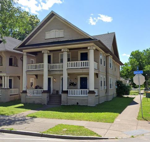Primary Photo - 733 Genesee St