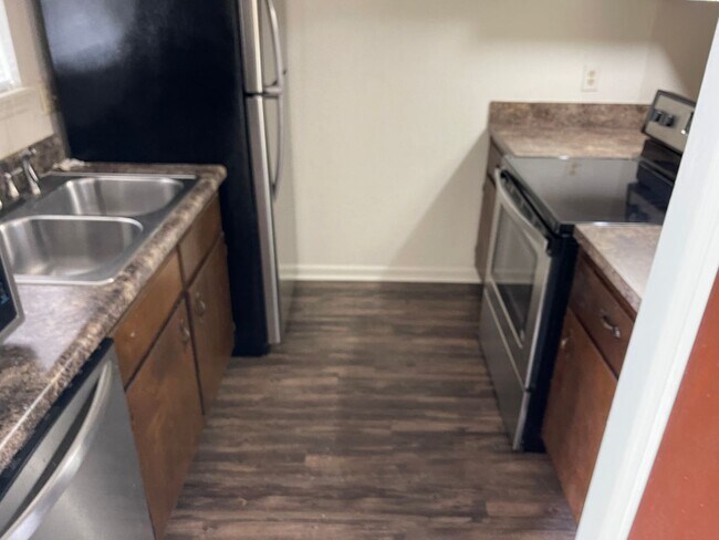 Photo - 2BED/1BA upstairs unit NE Tallahassee Apartment