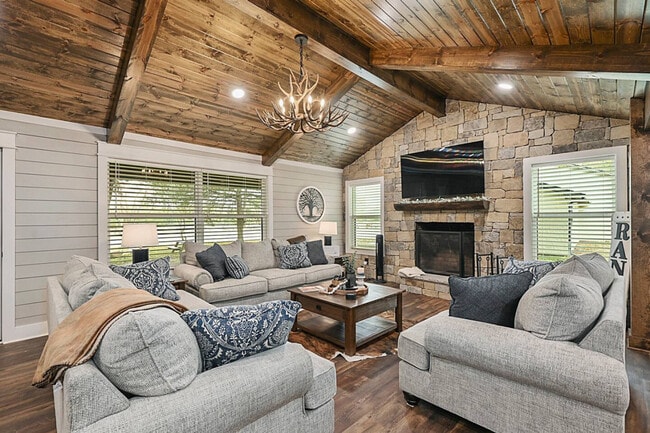 Building Photo - 5472 Andert Rd