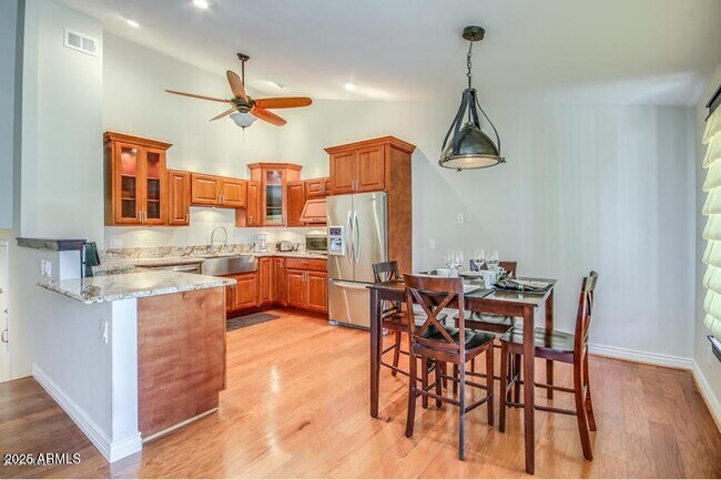 Foto del edificio - 7615 E Minnezona Ave