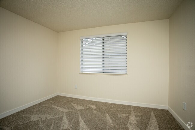 2HAB, 1BA - 788SF - MARINA CLUB