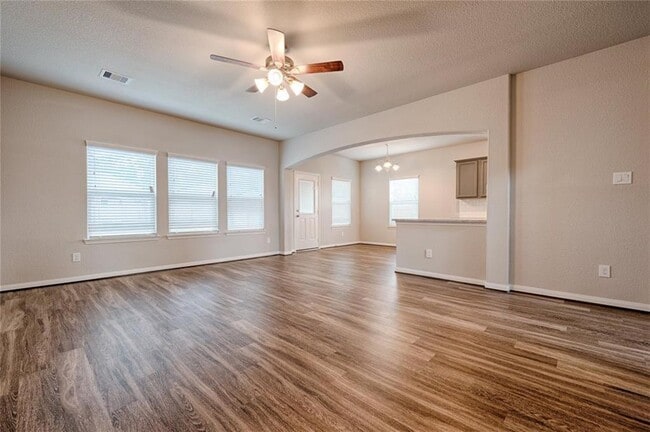 Foto del edificio - 1747 Cindy Ln