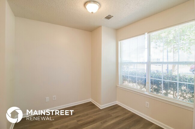 Building Photo - 225 Colser Drive