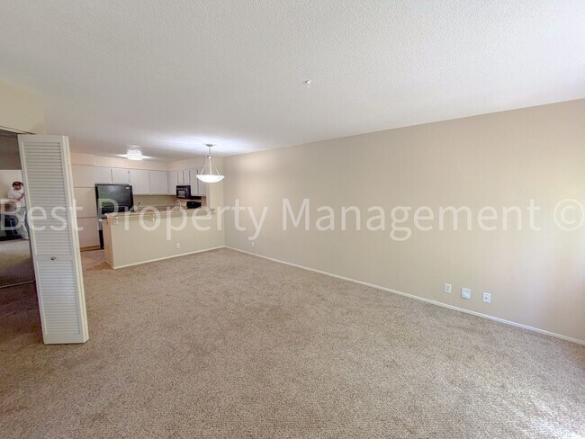 Building Photo - Perfect Shape Monte Merano Condo next to Fremont Bart Station