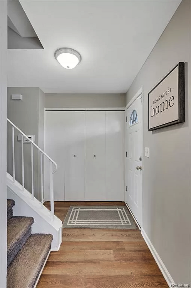 Building Photo - 26756 Franklin Pointe Dr