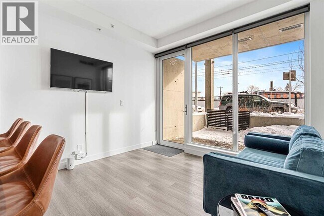 Photo du bâtiment - 329-39A 9a St NW