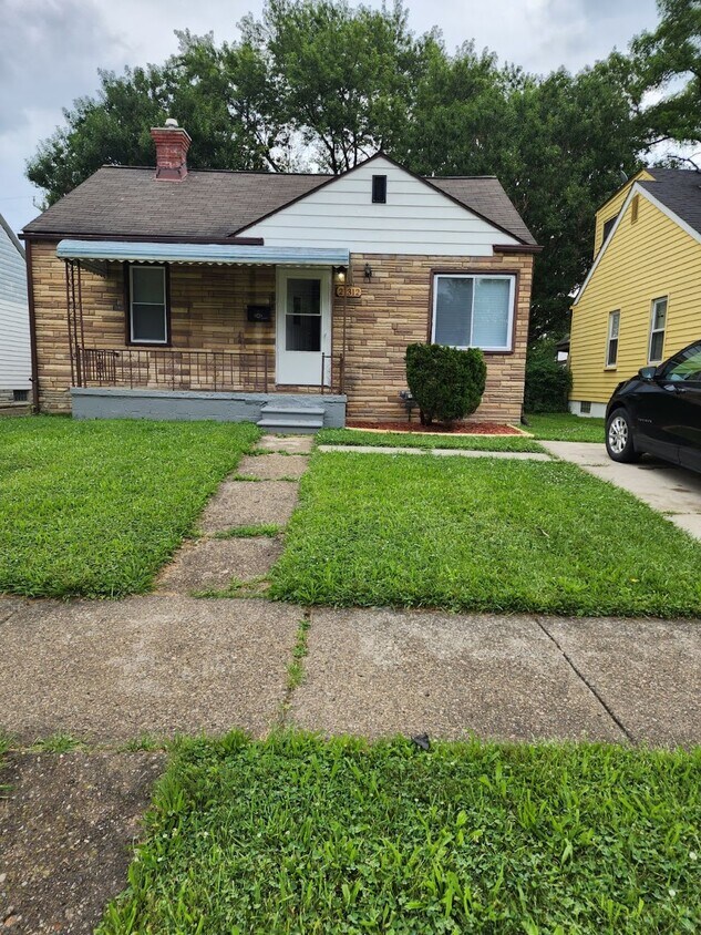 Foto principal - 21312 Dexter Blvd