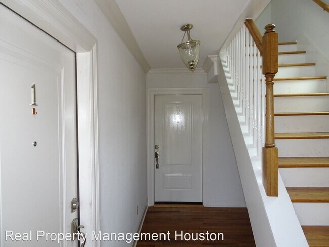 Foto del edificio - 1 br, 1 bath House - 2302 Blodgett Street #3