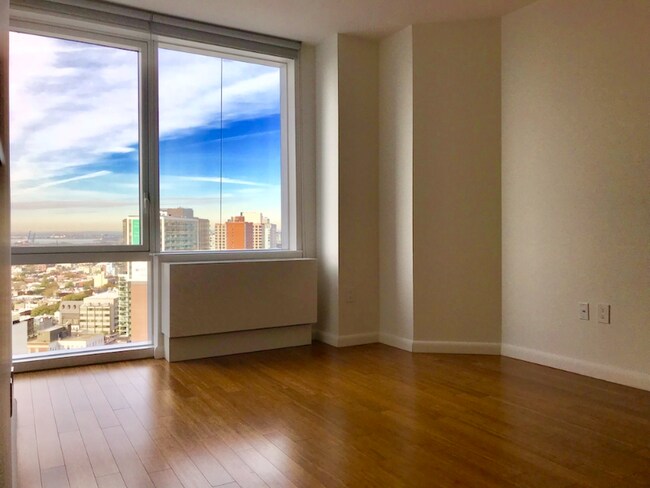 Building Photo - 66 Rockwell Pl