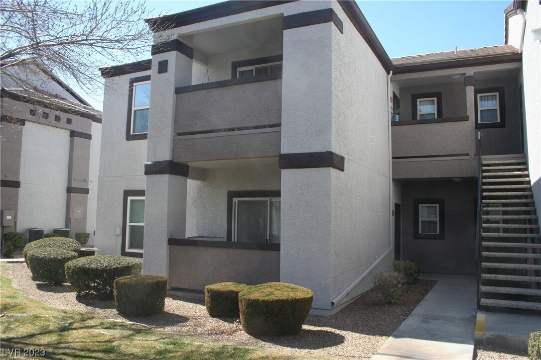 Foto principal - 7255 W Sunset Rd