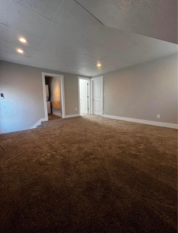 Building Photo - 7313 Maple St