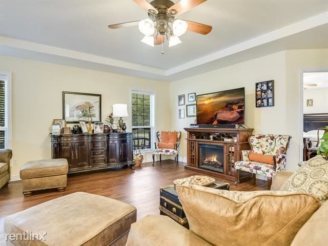 Foto del edificio - 1 br, 1 bath House - 4861 E Highway 199