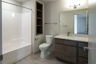 Interior Photo - Arden