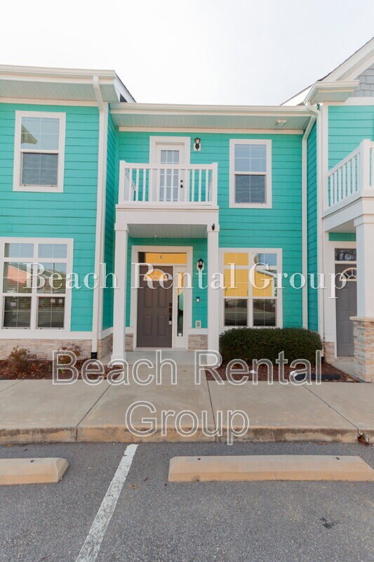 Building Photo - 773 Moen Pl