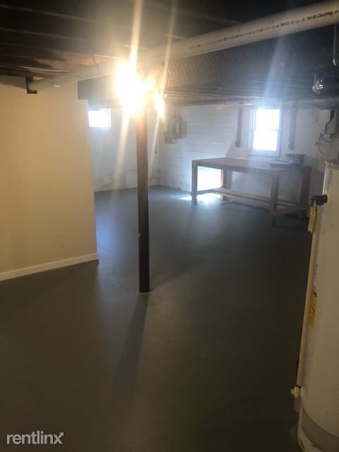 Building Photo - 4 br, 2 bath House - 8 Beacon Hill Rd