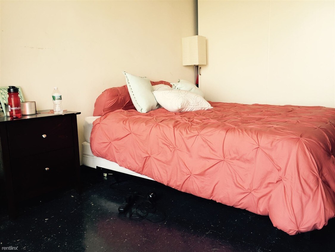Foto principal - 51 Clifton Ave