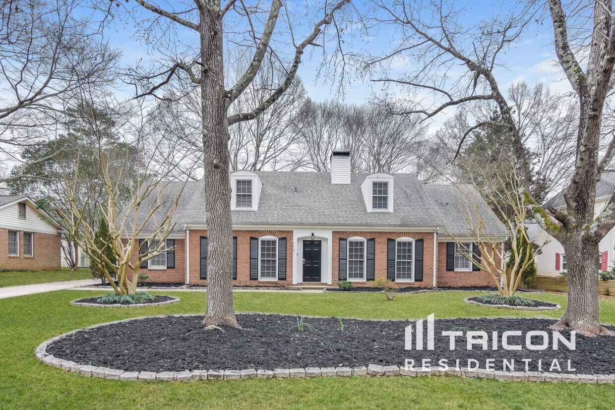 Primary Photo - 7117 Edgefield Court Matthews NC
