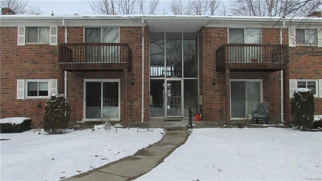 Building Photo - 42241 Toddmark Ln