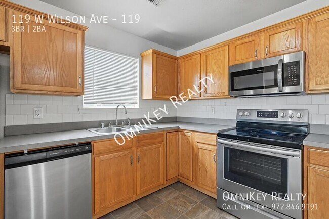 Building Photo - 119 W Wilson Ave