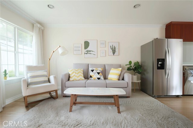 Foto del edificio - 3457 E Del Mar Blvd