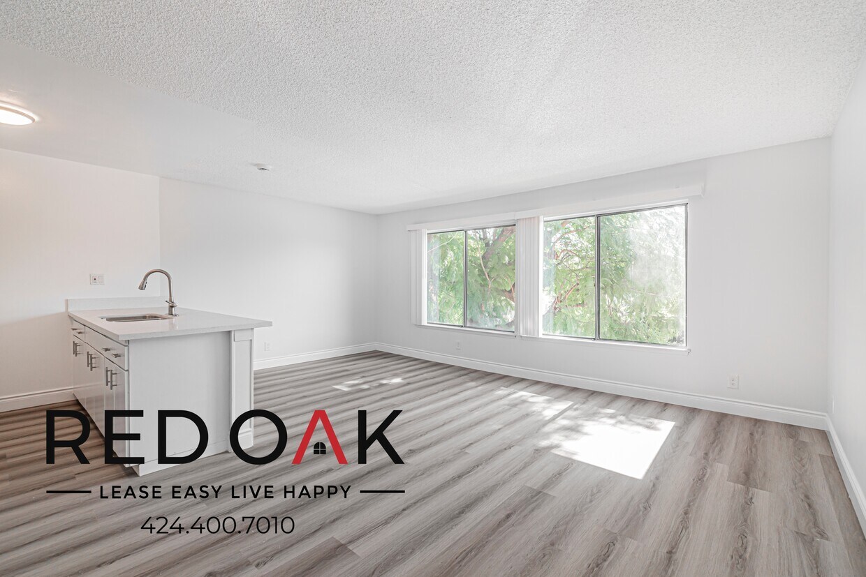Foto principal - 227 E Ave 41