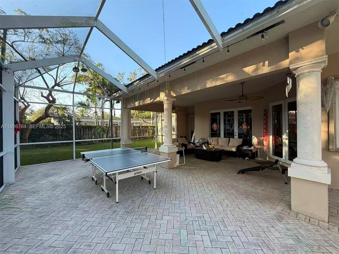 Foto del edificio - 15335 SW 80th Ave