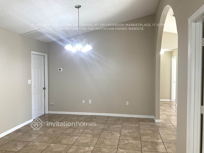 Building Photo - 335 Lake Daisy Loop