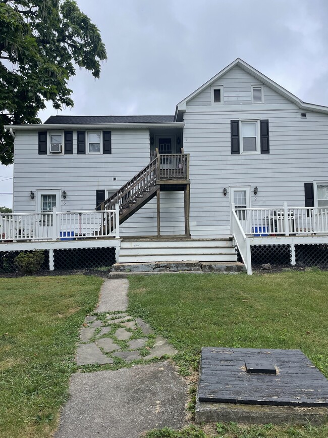 Building Photo - 1 S Terrace Dr