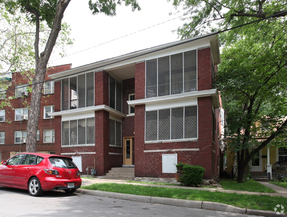 Building Photo - 4005-4007 Holly St