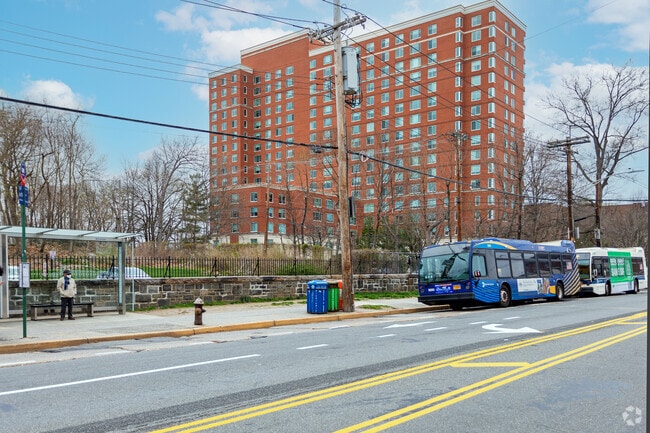 Major Transportation has an express Bus Line is in North Riverdale.