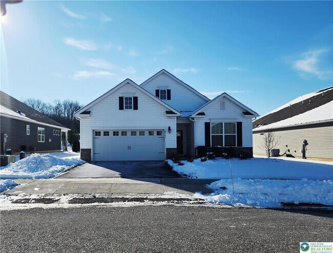 Foto del edificio - 8142 Century Blvd