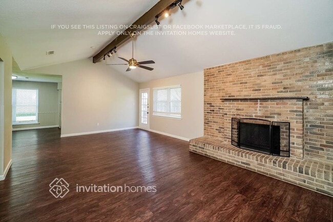 Building Photo - 8221 Pearl St