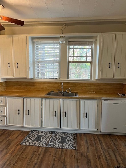 Building Photo - 328 Mockingbird Ln