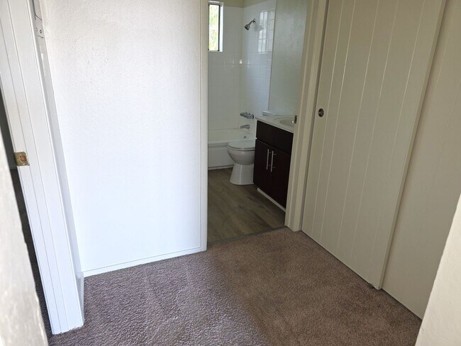 Foto del edificio - Newly Remodeled -1-bedroom, 1-bathroom apa...