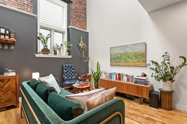 Foto del edificio - 340 Saratoga St