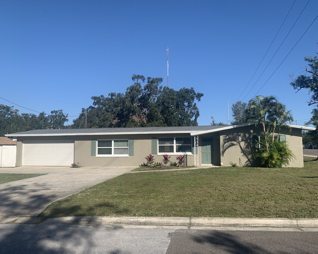 8911 79th Ave, Seminole, FL 33777 House Rental in Seminole, FL