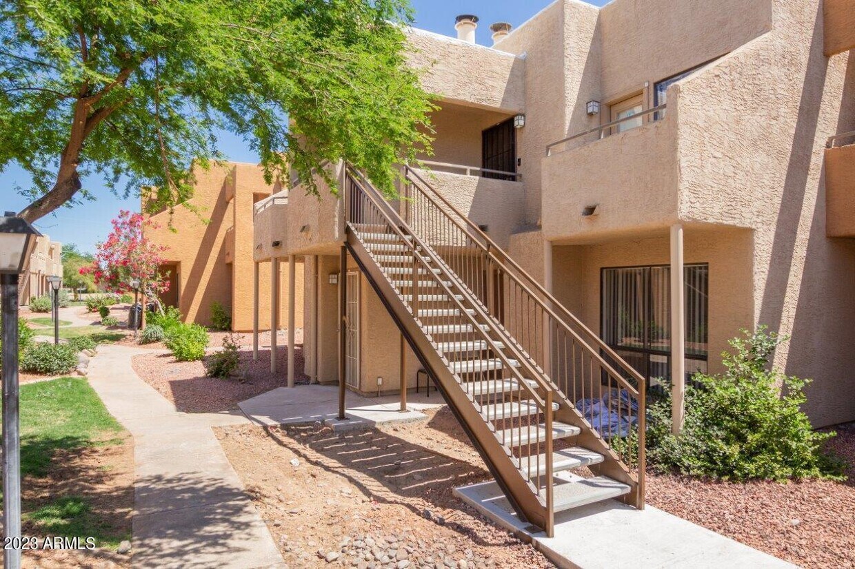 Primary Photo - 11640 N 51st Ave