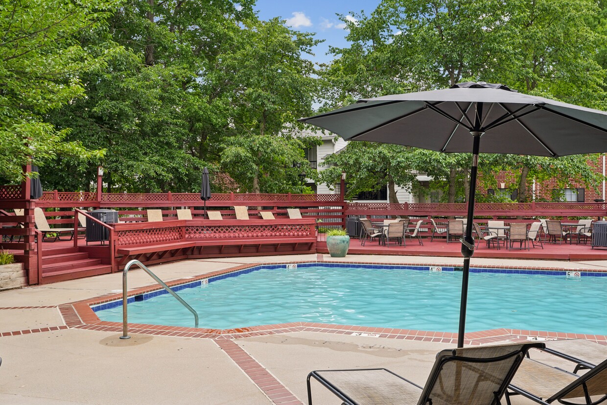 Rolling Brook Village — Pool & Sundeck with Outdoor Seating