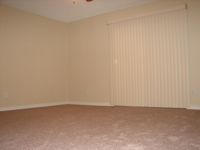 Foto del edificio - 2456 Lexington Village Ln
