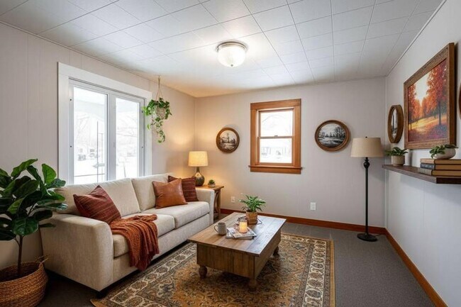 Foto del edificio - Southside 3BR house w/ garage and quartz countertops!