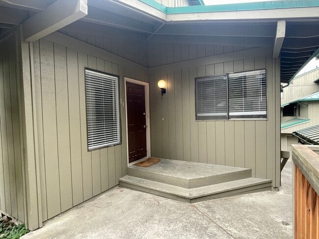 Foto del edificio - Fully updated/renovated unit NO GARAGE 1 B...