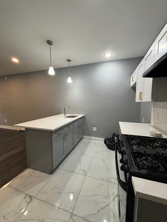 Foto principal - 808 Clinton Ave
