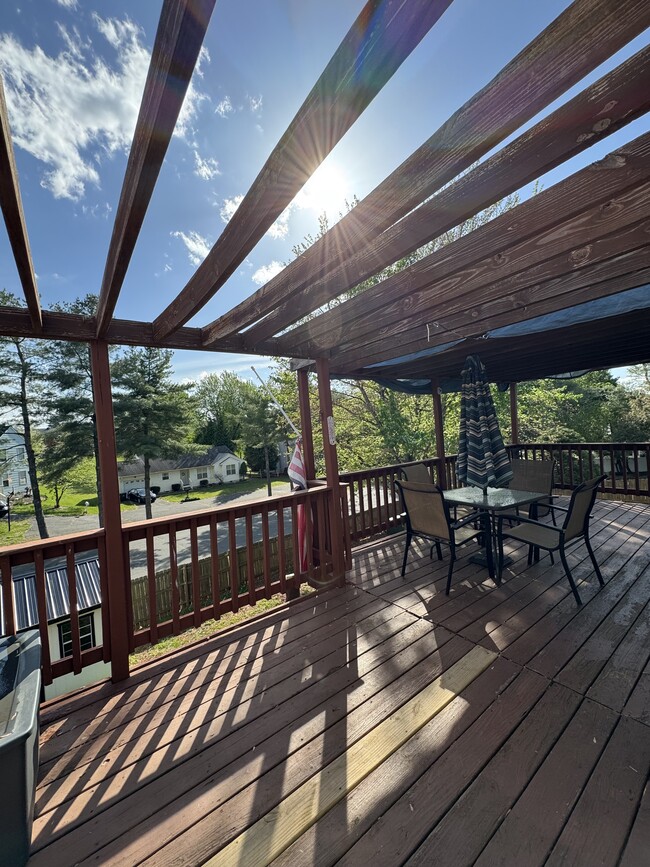 Foto del edificio - 1568 Harrier Ln